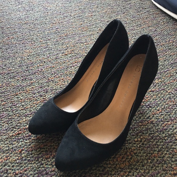 Black high heels - Picture 1 of 2